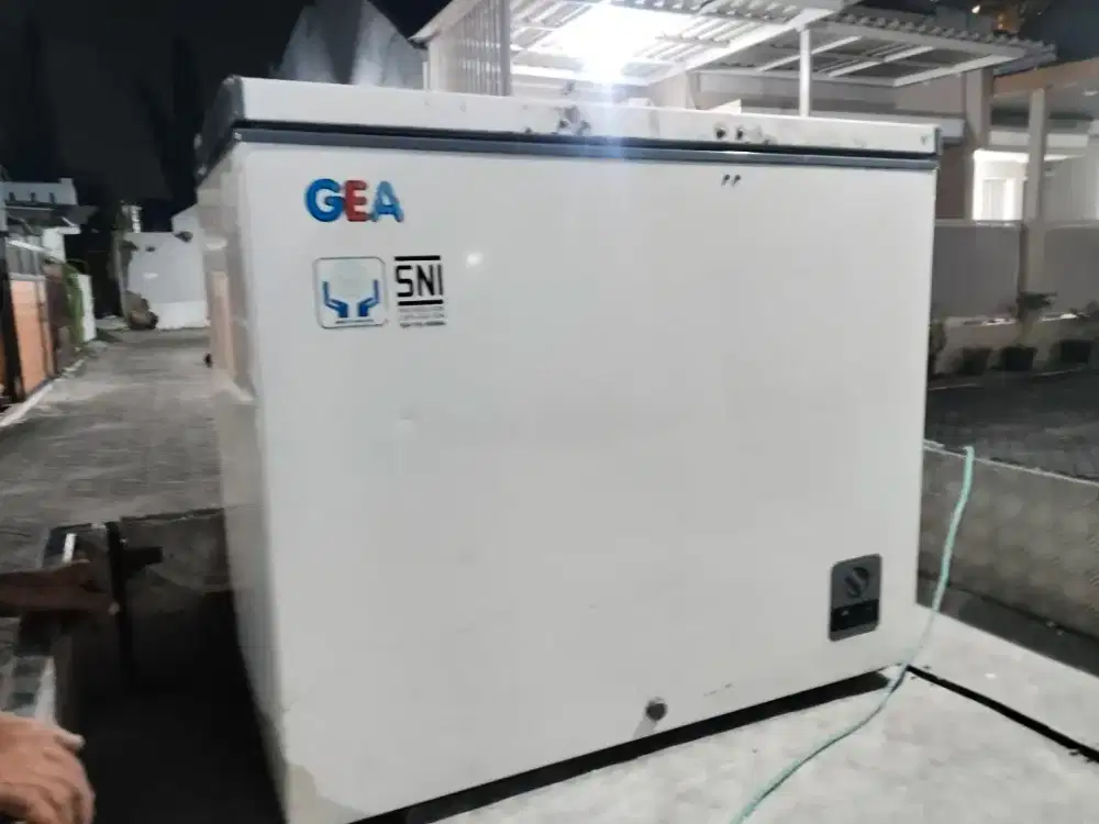 Freserbox Gea 220liter normal beku siap pakai