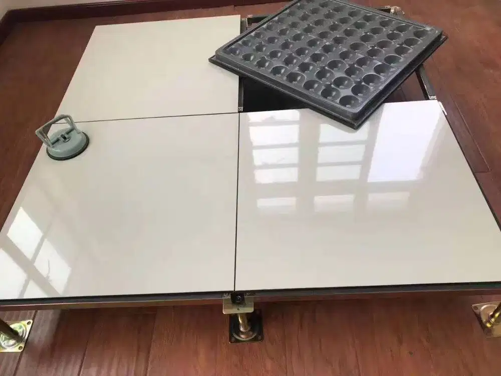 Jual Raised Floor Ceramic: Solusi Lantai Modern yang Kokoh & Estetis