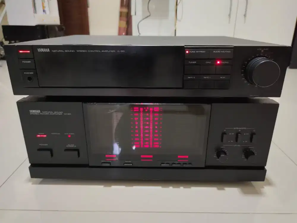 Yamaha preamp C-60, power M-80