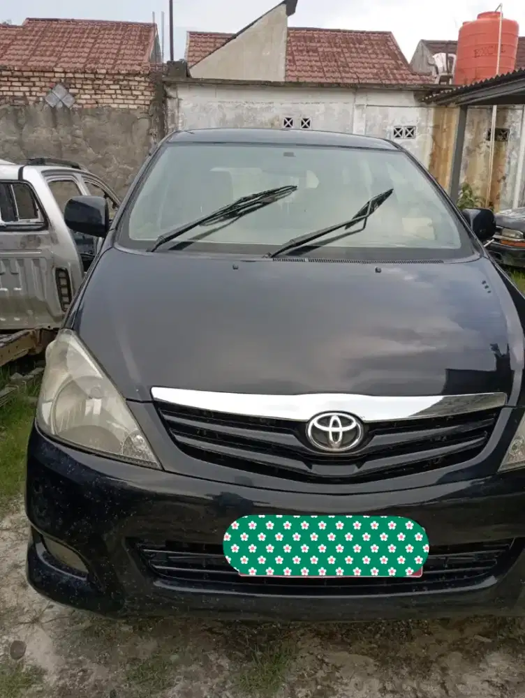 Dijual mobil toyota kijang innova 2.0 G tahun 2009