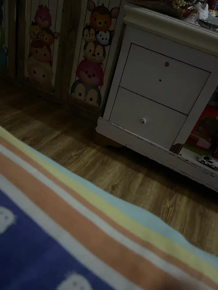 Dibutukan art dan admin buat packing olshop.