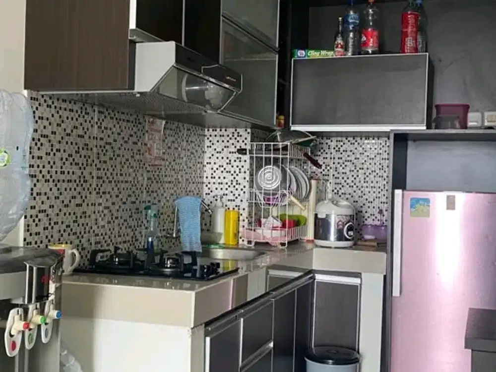 Dijual Apartemen Puncak Bukit Golf Tower A LT30 View Pool Semi Furnish Surabaya Barat