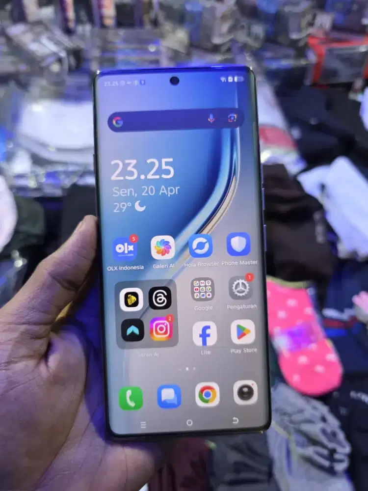 Tecno Camon 40'pro 5G. 8+5/256 Nominus.