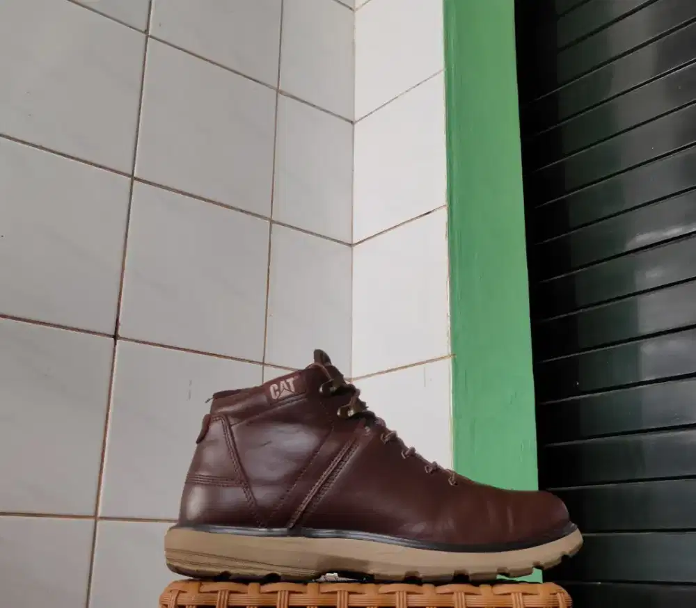 Caterpillar size 44 original