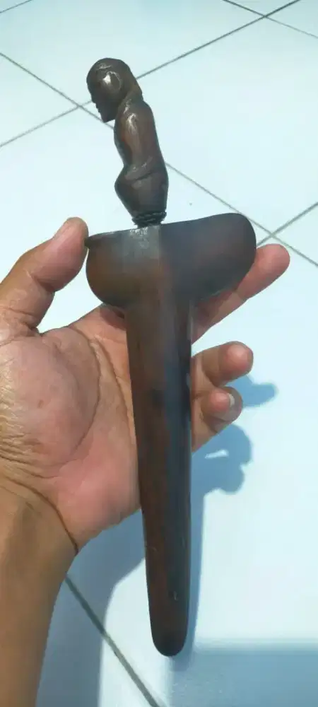 Keris jangkung pesi gapit tangguh mojopahit warangka lawas original