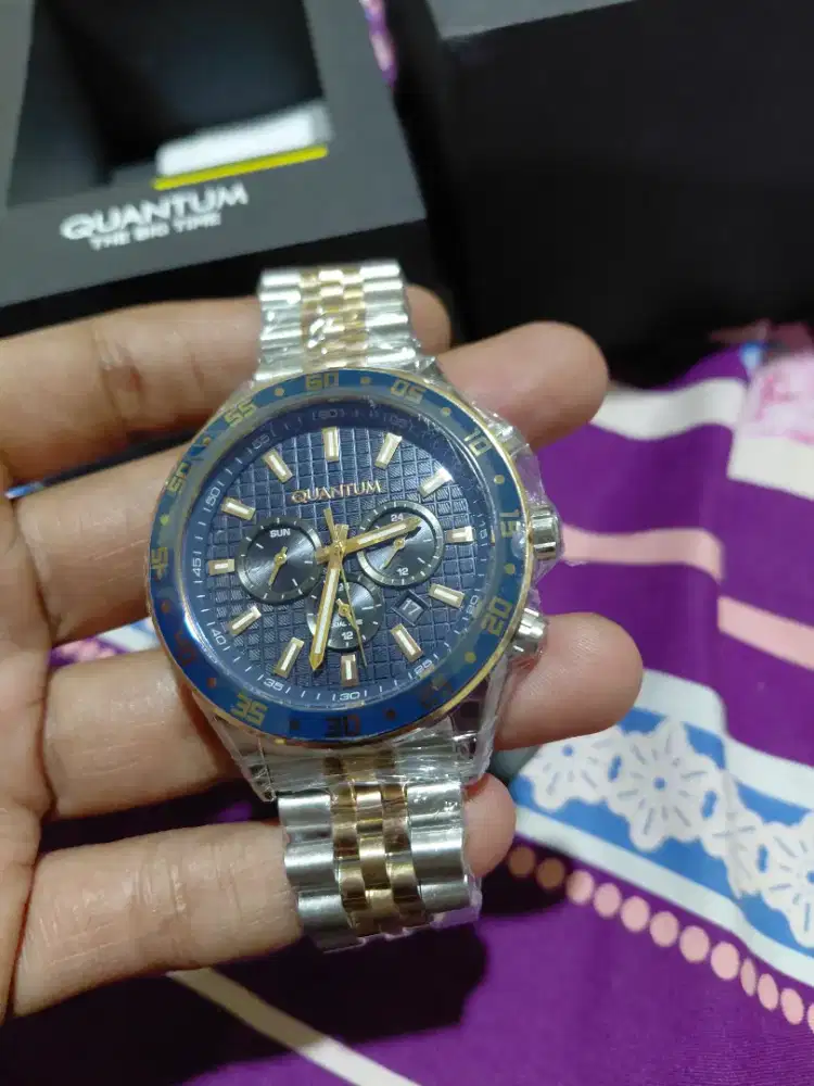 Jam tangan pria quantum
