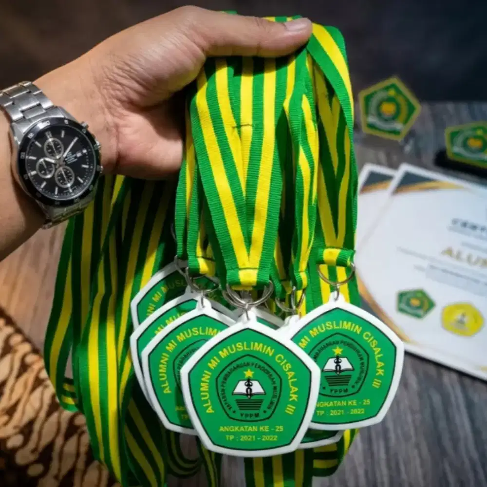 CETAK MENDALI LAPIS RESIN / MENDALI PENGHARGAAN / MENDALI WISUDA