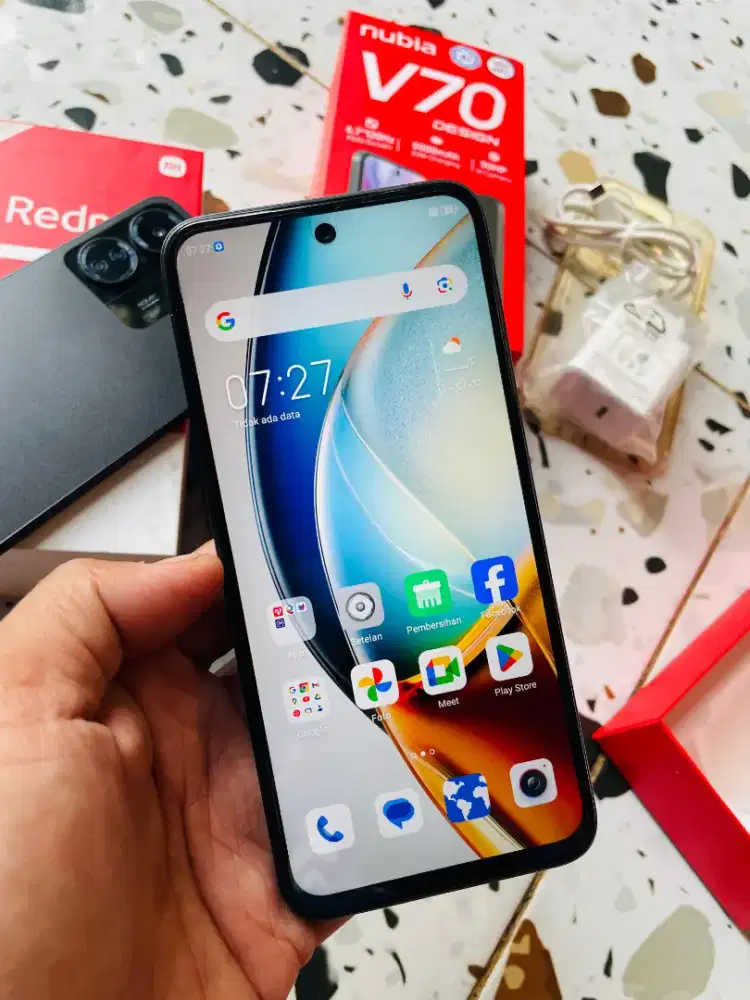 ZTE NUBIA V70 Design//NFC (8/128)