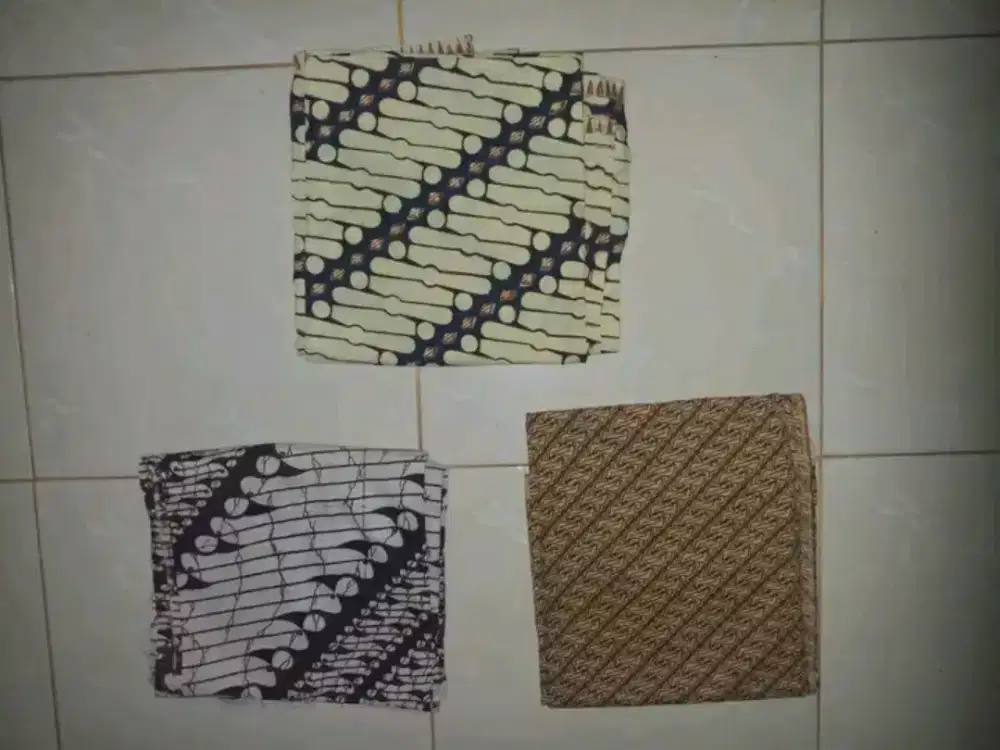 Kain jarik murah track all 3