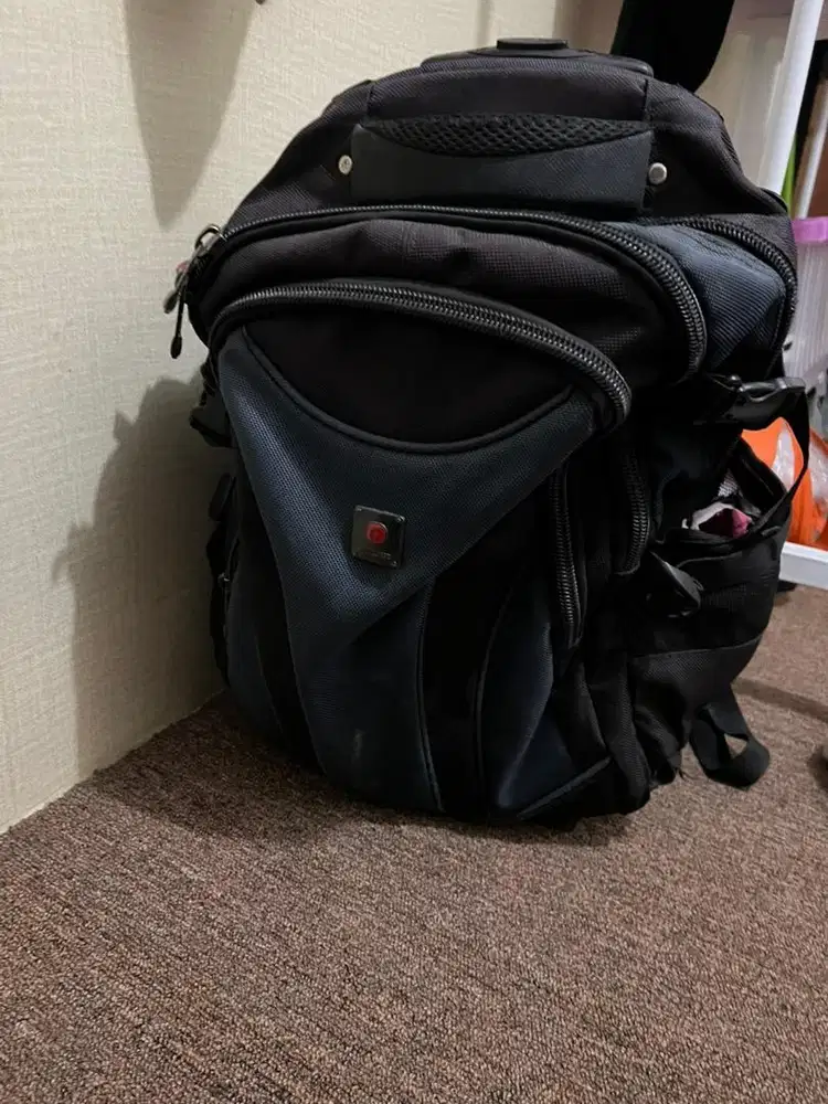 Tas 30 liter ada Roda merk Polo Classic