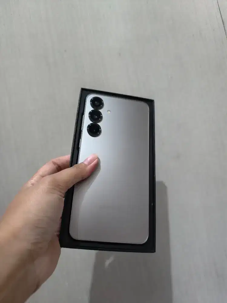 Samsung S25+ S25 Plus 12/512 Gb second