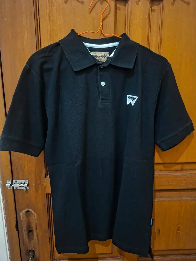 Baju Polo Warna Hitam