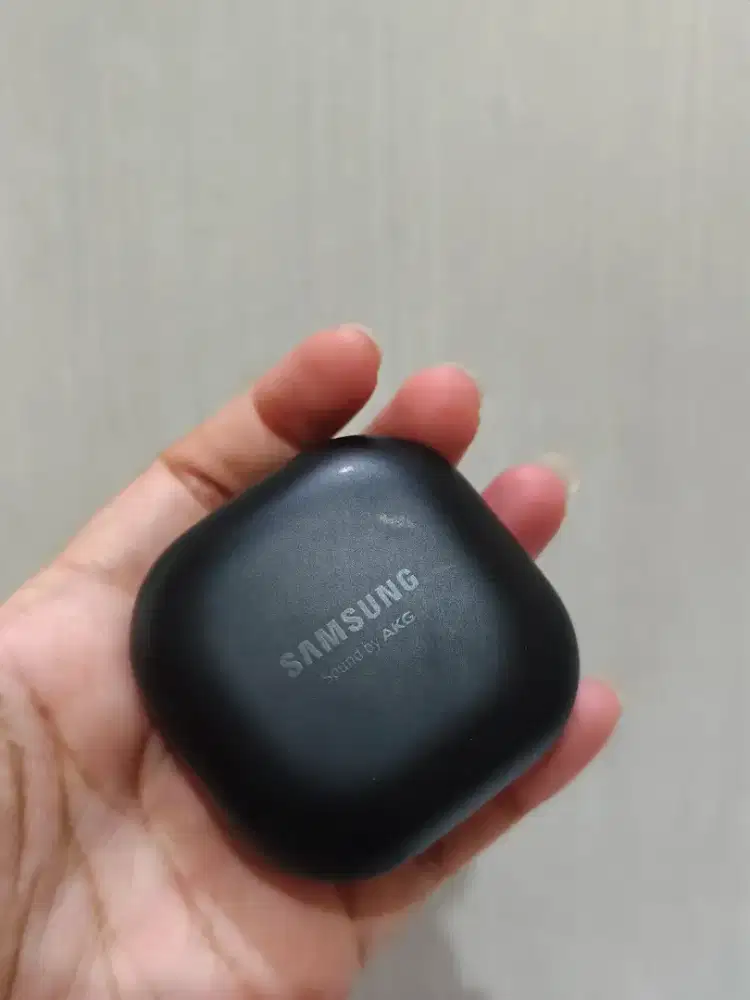 Samsung Buds Pro second