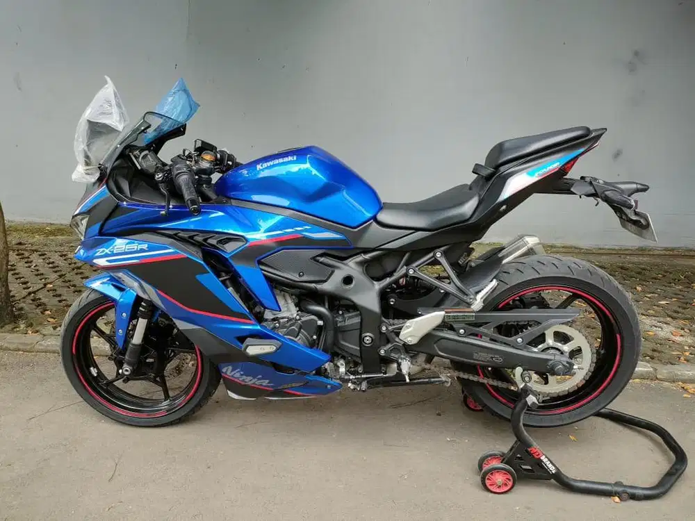 ZX 250 R ABS 2024 KM 854