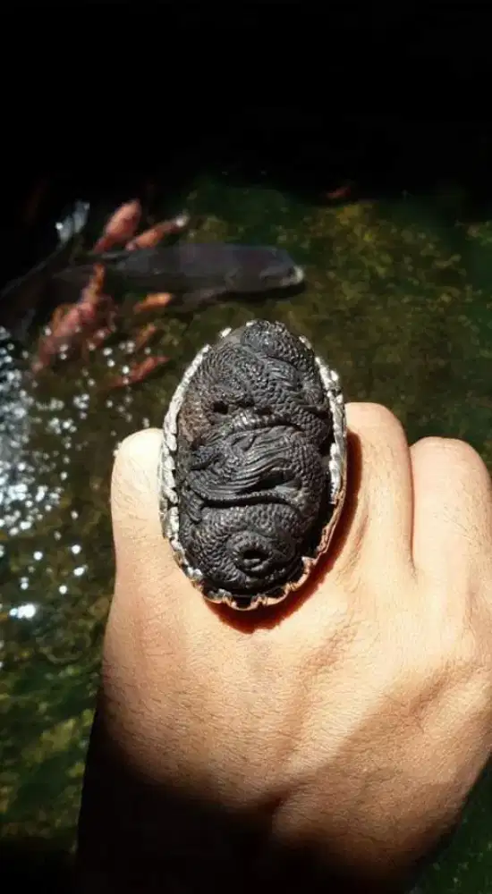 Batu Yaman Cibe'et Ukiran Manual