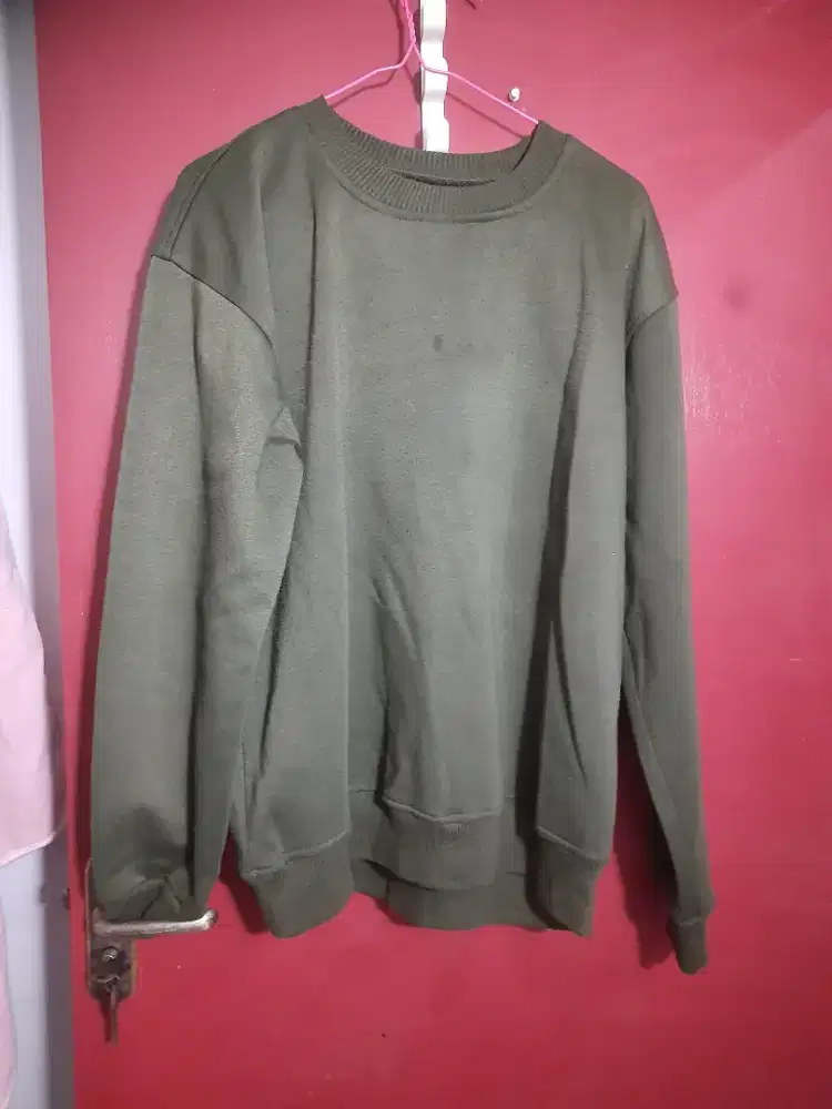 Jaket hoodie warna hijau army