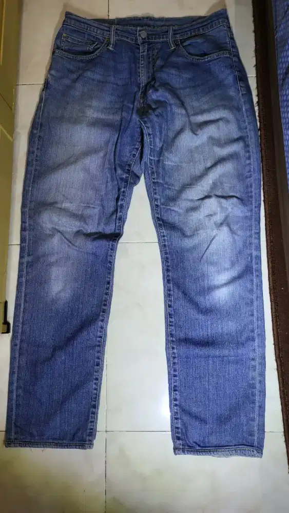 Celana jeans Levi's 511 preloved