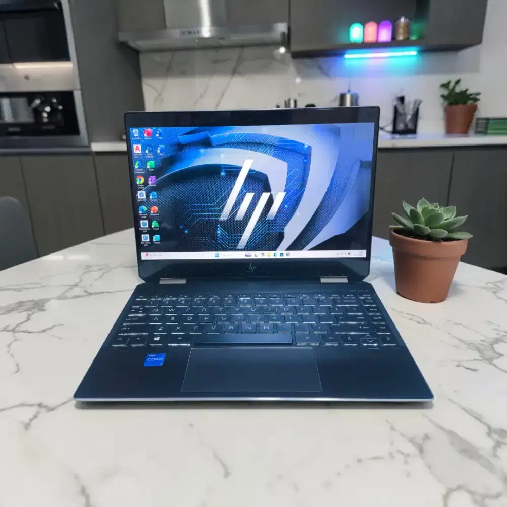 HP SPECTRE X360 13- AP0054TU Poseidon Blue [RAM 16GB/SSD 512Gb]
