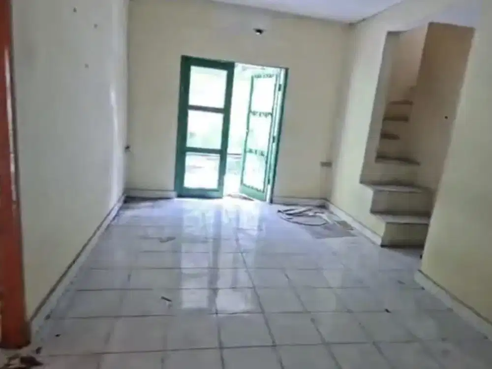 Rumah Harus Renov Dekat Ke Terminal Antapani Bandung