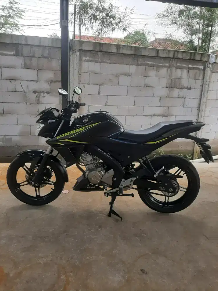 Yamaha Vixion 2022 Black