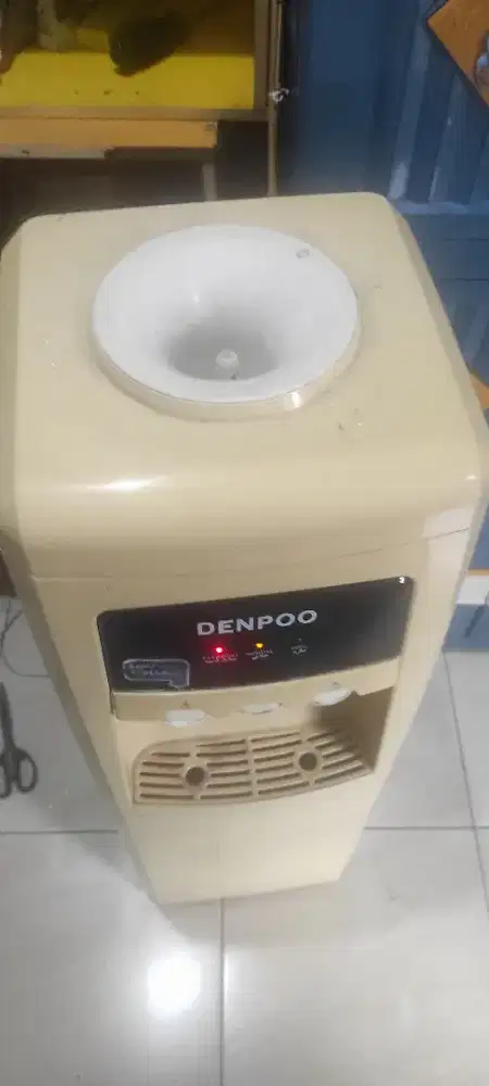 DISPENSER SEKEN MERK DENPOO