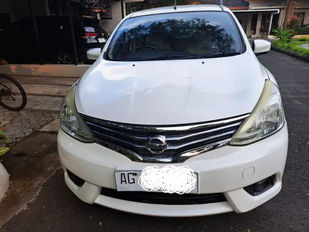 CASH Grand Livina 1.5XV AT 2013