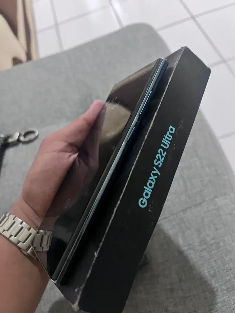 Samsung s 22 ultra 12/256 GB