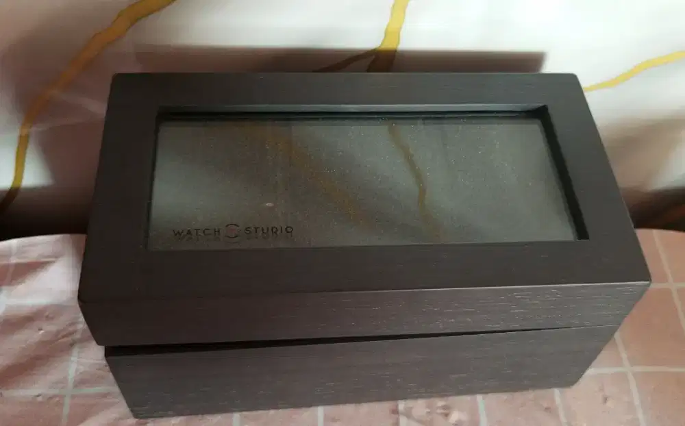Box Tempat jam tangan