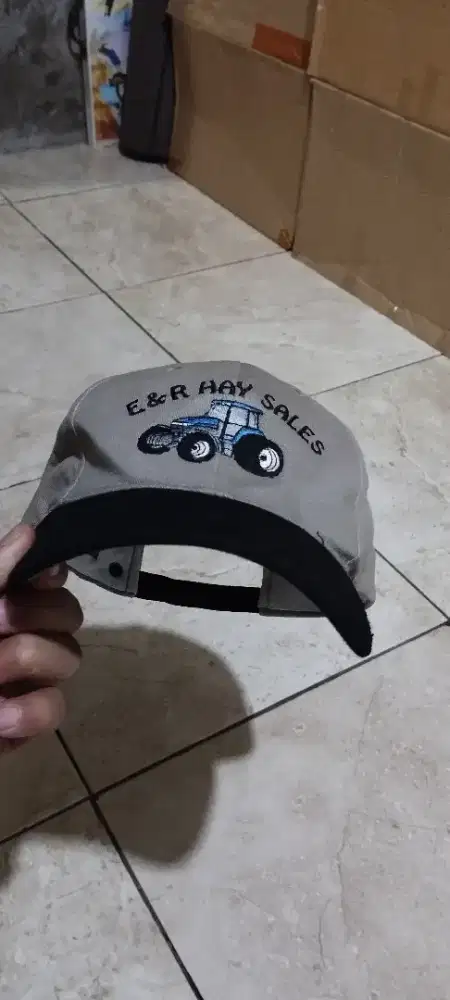 Caps Port Authority 
E&R HAY
All size
Full tag