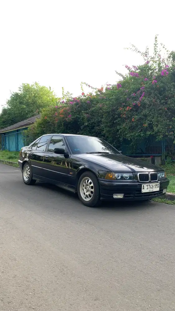 BMW E36 318i M40 1993