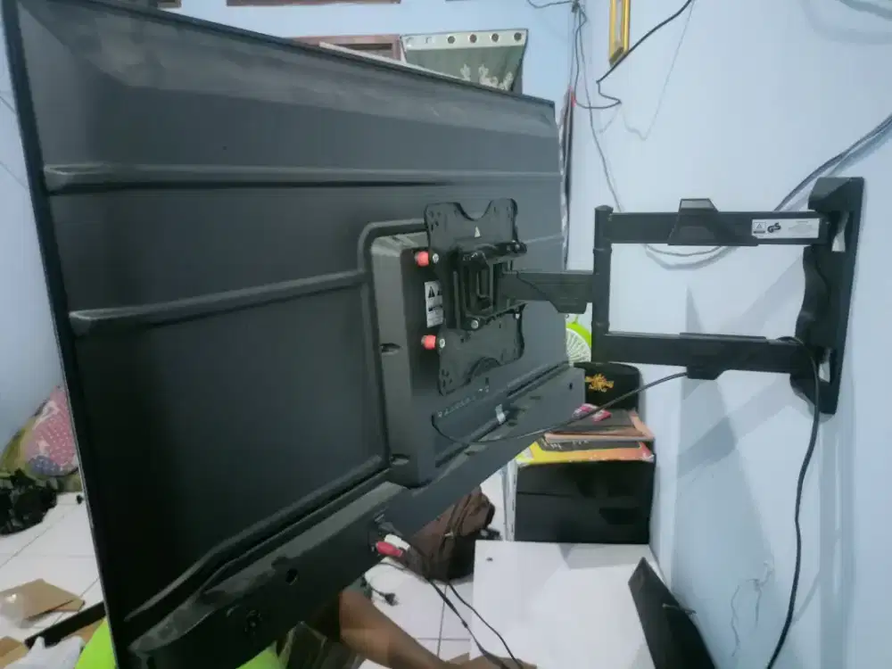 Jual & pasang bracket tv di dinding tembok