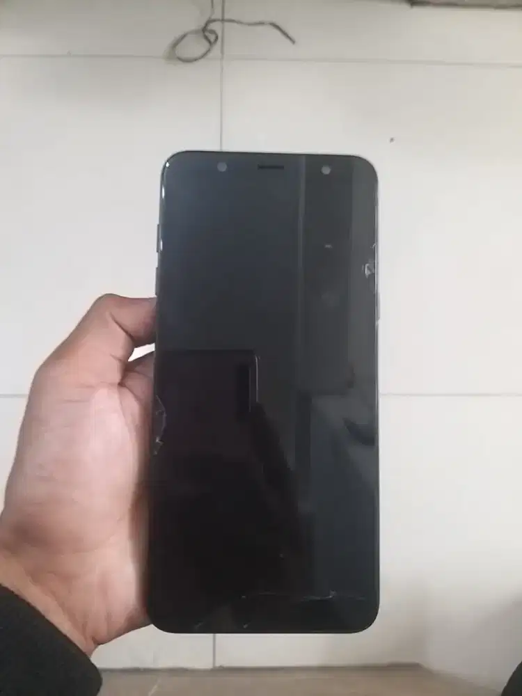 samsung j8 ram 3/32gb