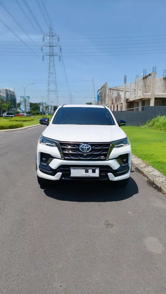 Toyota Fortuner 2.4 GR Sport 2021 Diesel - Low KM !