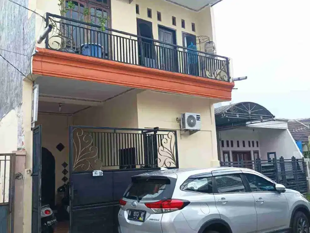 Dijual Rumah 2 Lantai Semi Furnished di Graha Kota Sidoarjo