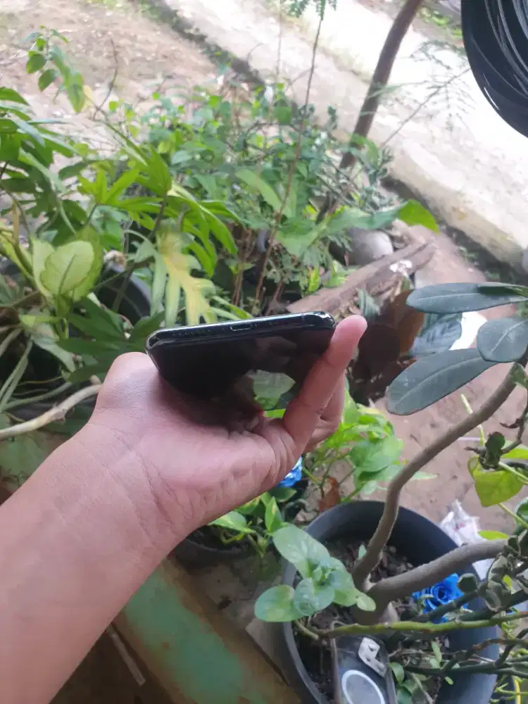 IPhone 11pm 64GB hp casan