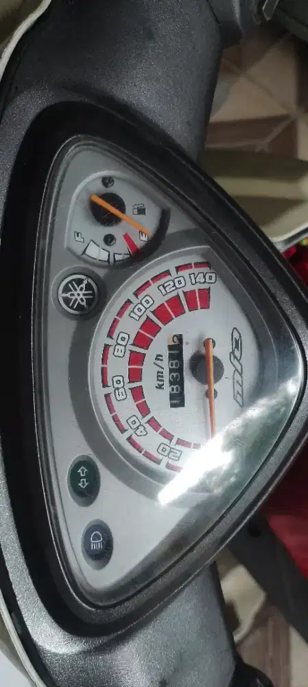 mio smile putih 2011