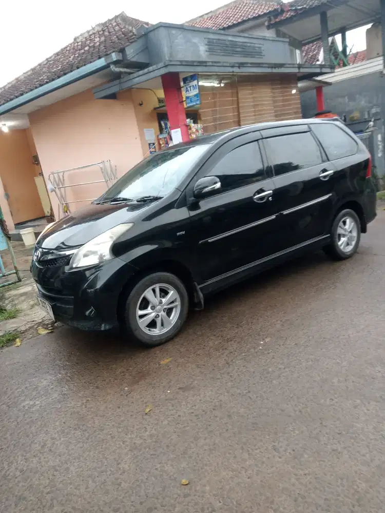 Toyota Avanza 2012 Bensin