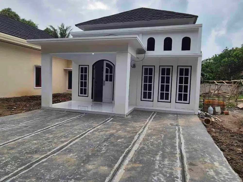 rumah kampung pinggir jalan deket polda dan kp3b