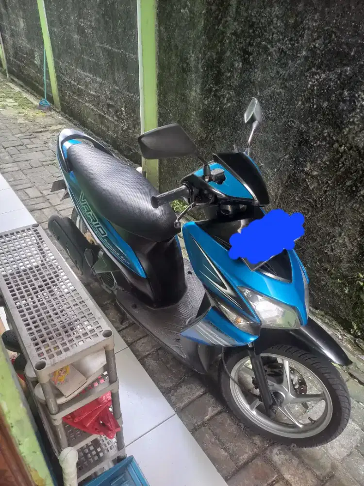Dijual motor Honda Vario karbu 2009
