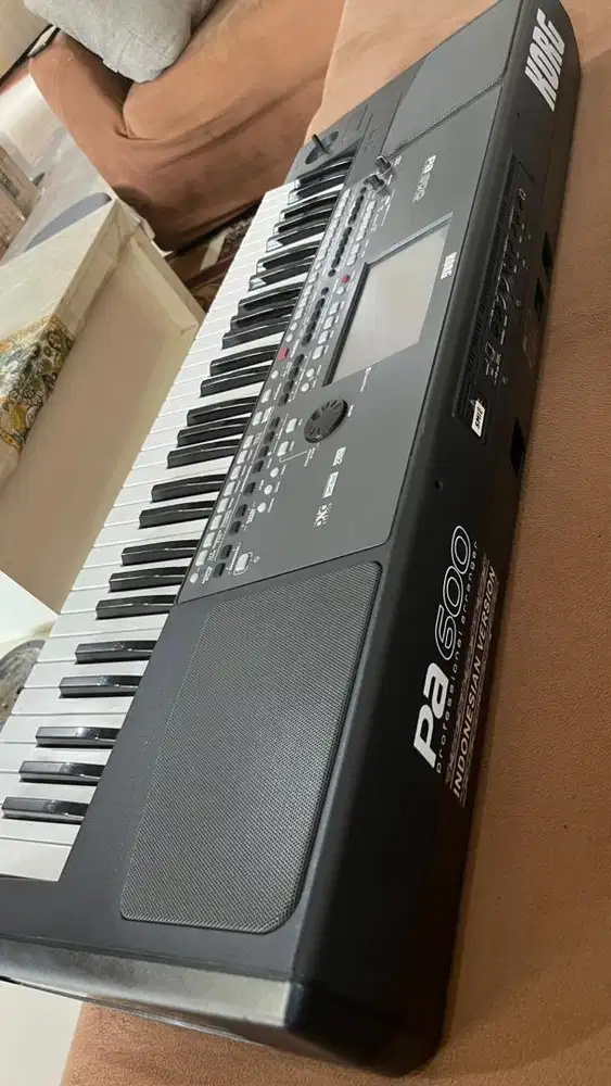 Korg Pa 600 segel atas bawah