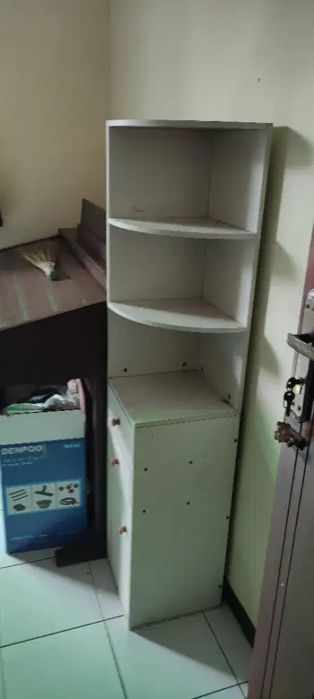 lemari corner/sudut