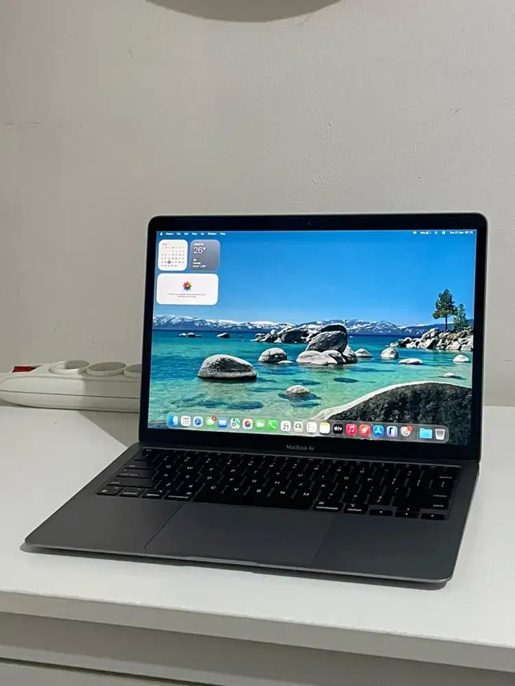 MacBook Air 2020 M1 8/256