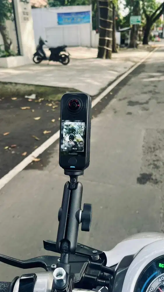 Insta360 X4 Air Mulus Like New - Fullset Bonus Memory