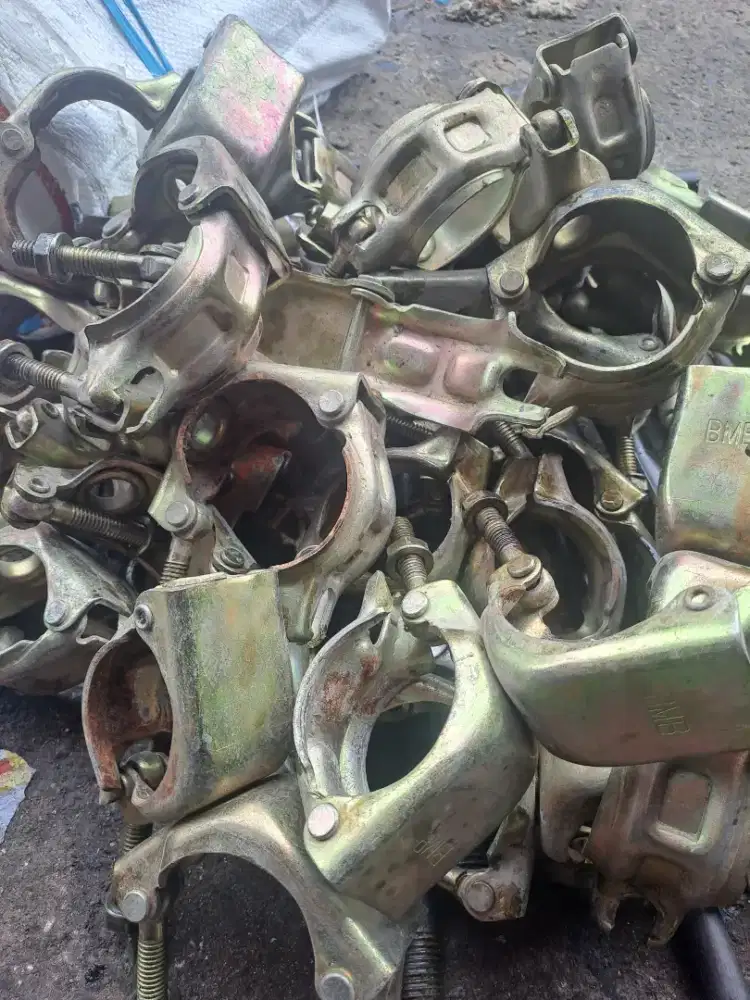 swivel & fix clamp scaffolding 1 1/4-11/2 scend berhemat berkwalitas