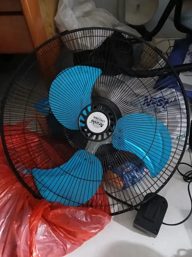 Kipas Angin Arashi Type AR 118 SDW