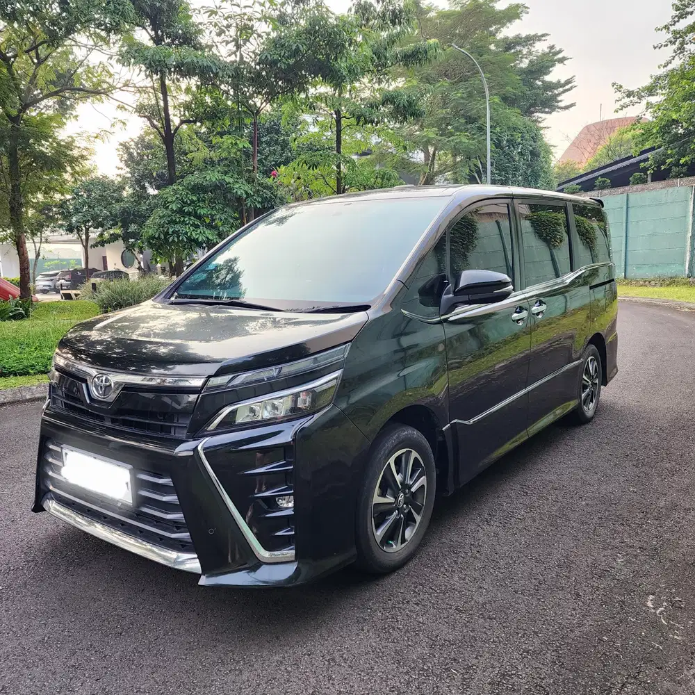 Toyota Voxy 2018 Bensin