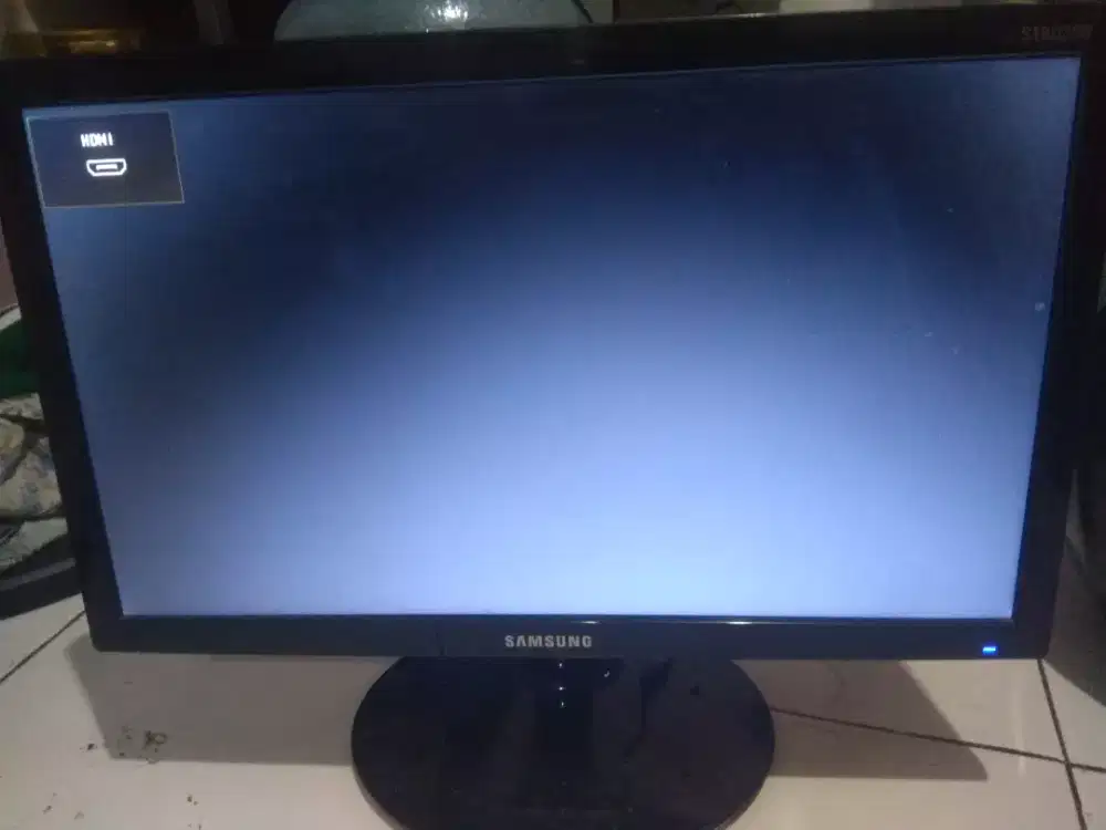 Monitor led samsung 19 inci + adapter