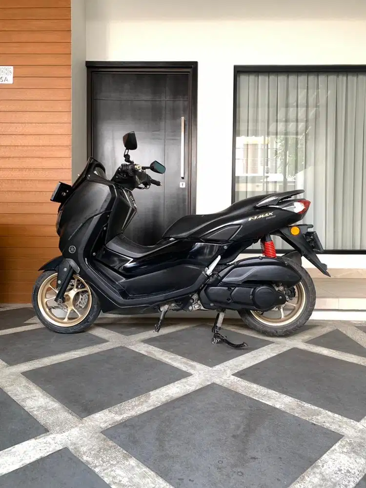 YAMAHA NMAX 2020 PAJAK ON, SRT LGKP, MESIN ENAK, BODY ORI UTUH JOSSSSS