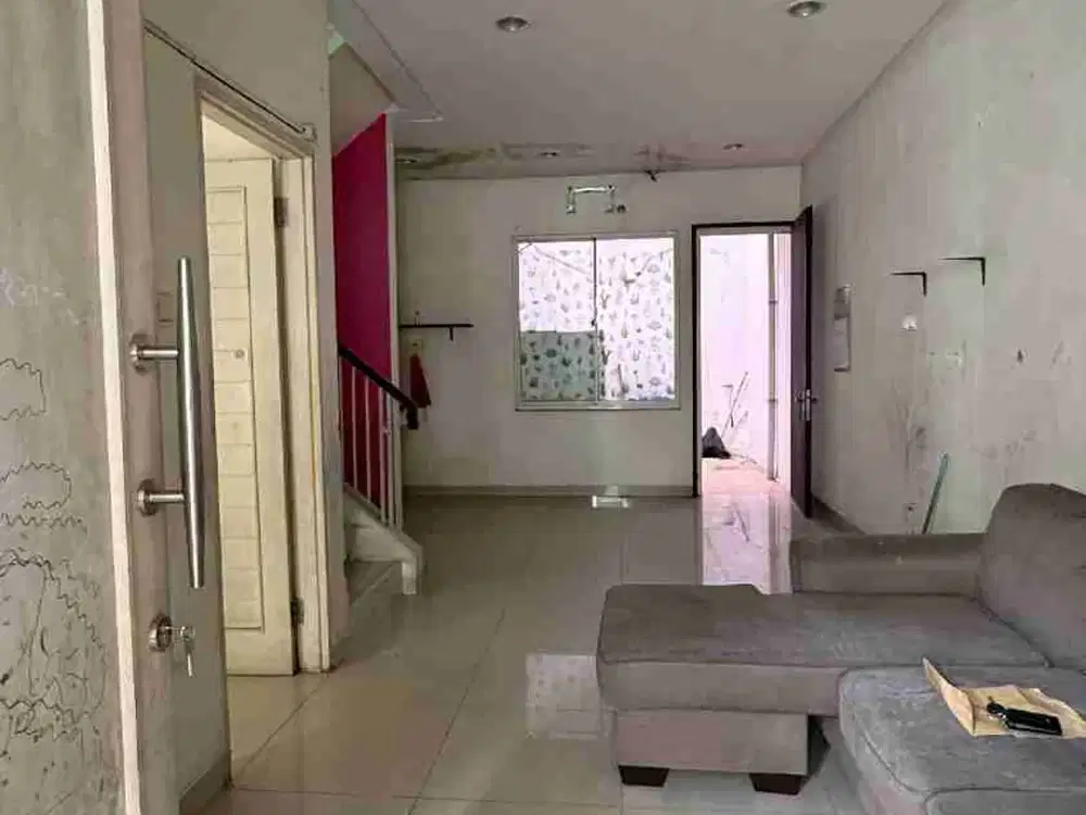 Dijual murah rumah kondisi apa adanya di Residence One-Bsd City(SHM)