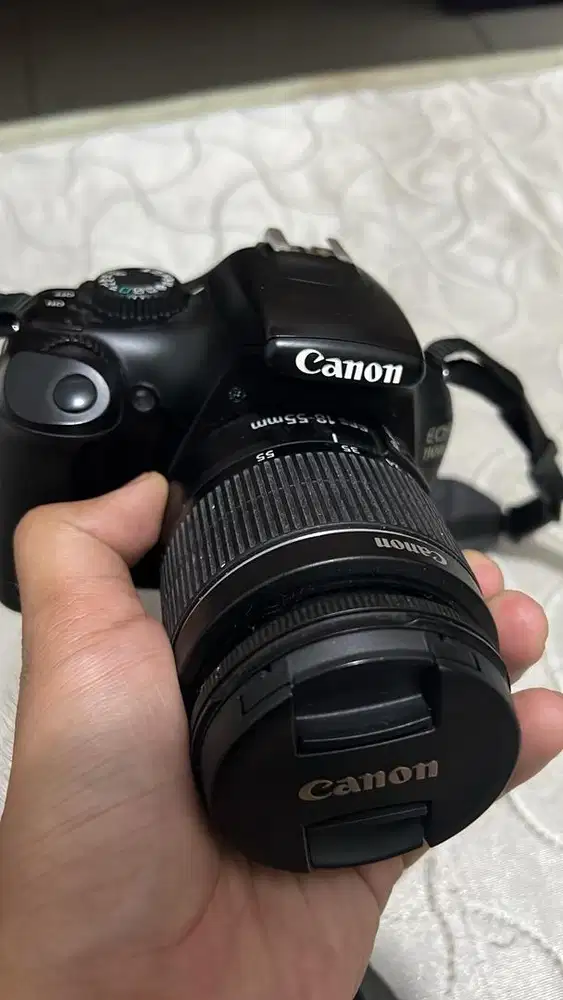 CAMERA CANON EOS 1100D